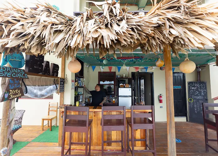 Lina Point Belize Overwater Hotel 4*