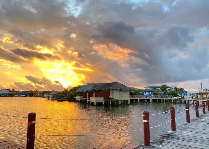 Hotel Lina Point Belize Overwater 4*